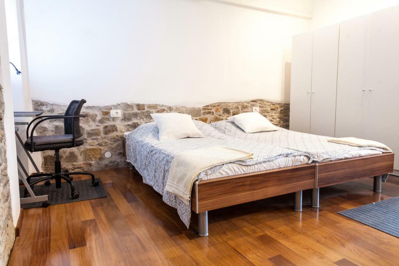 Naja'S Apartments コペル エクステリア 写真